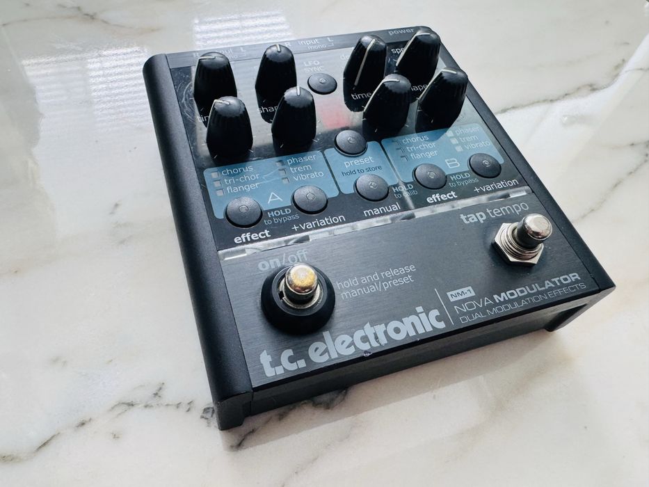 Ефект за китара T.C. Electronic NM-1 Nova Modulator !