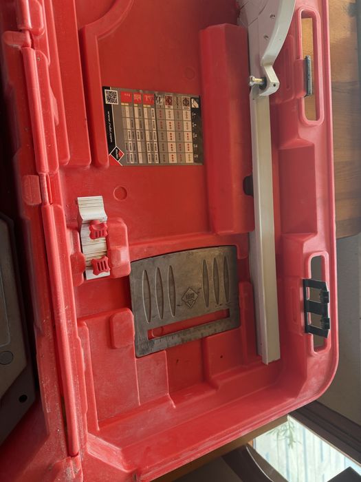 Машина за плочки  RUBI