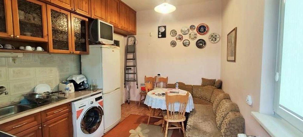 Дава се под наем Тристаен апартамент в София, Център - 95 кв.м за 690 € - Снимка #3