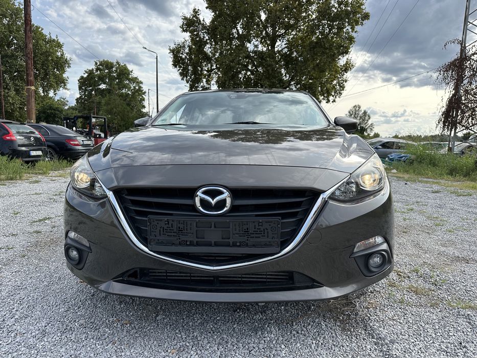 Мазда 3 2.2 Дизел скайактив, 2016 Г 150 к.с., 6ск само на части