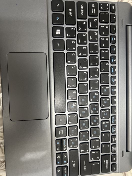 Продаётся Acer One 10 в идеальном состоянии ещё договоримся