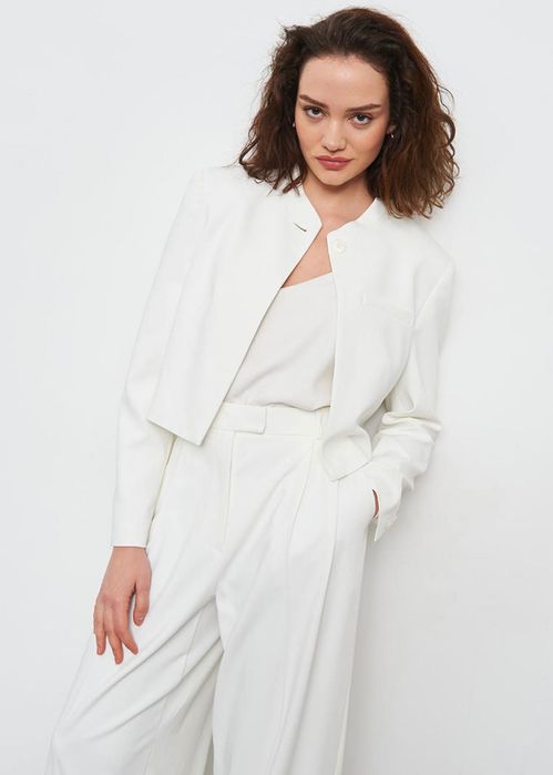 Костюм брючный женский