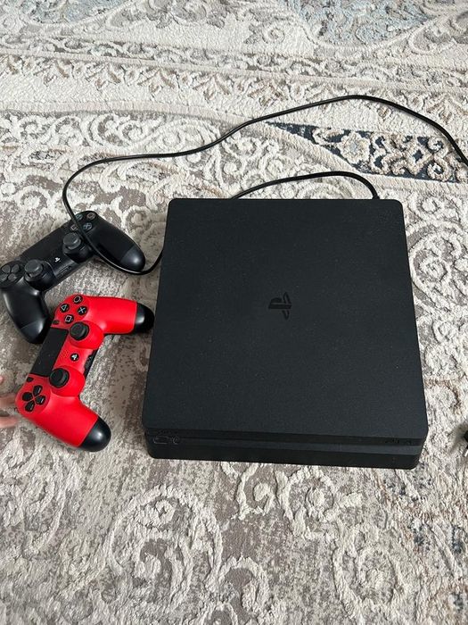 Продам playstation 4 slim 500gb