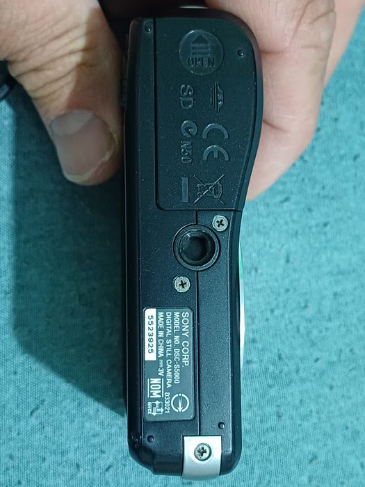 Aparat foto digital Sony Cyber-shot DSC-S5000, 14.1MP, Negru + Husa,