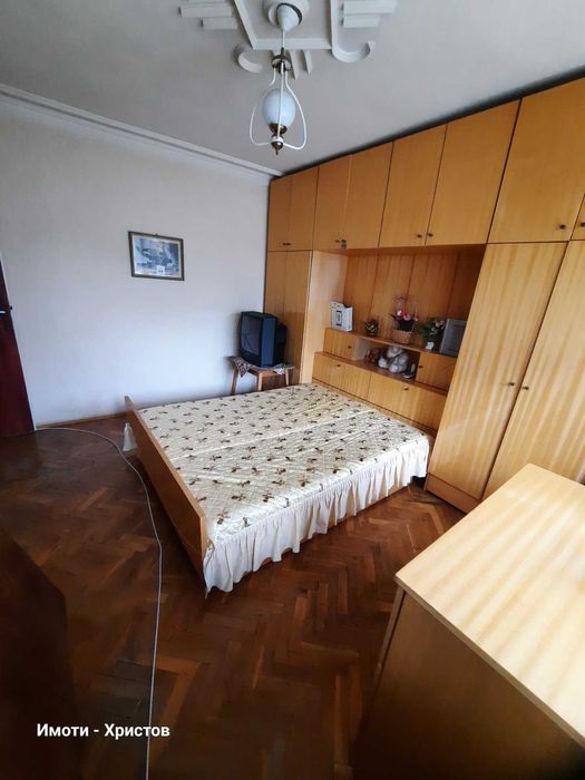 Продава се Многостаен апартамент в Шумен, Пожарната - 147 кв.м за 625 €/кв.м - Снимка #1