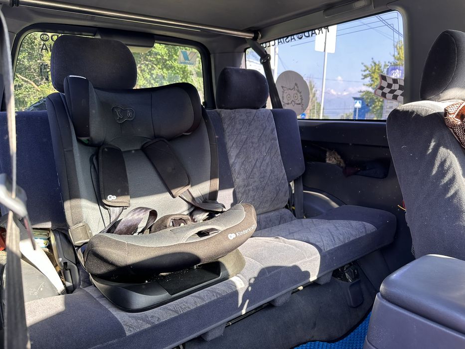 Toyota Land Cruiser Prado 90