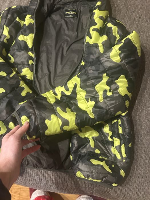 Яке ветровка за 10-12 г
