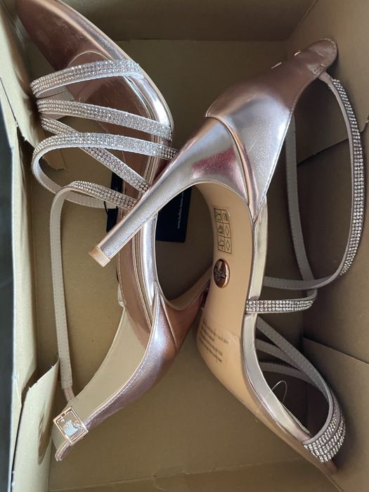 Сандали розово злато с каишка 39 н