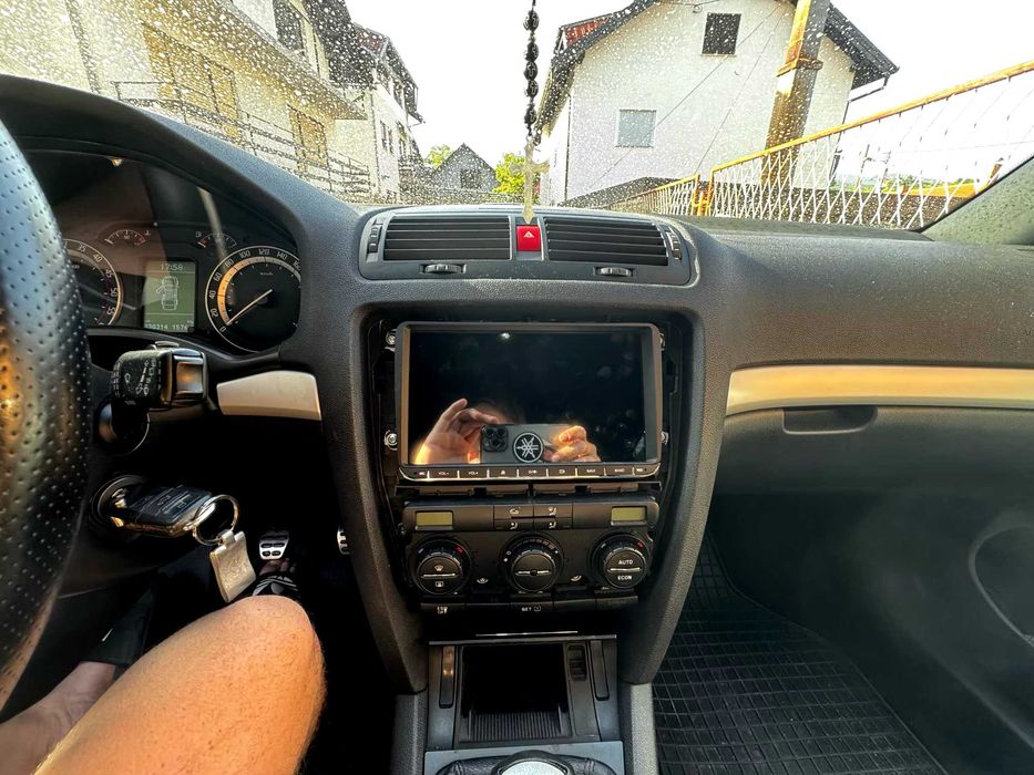 Mултимедия Навигация 9 инча Seat Skoda VW PASSAT GOLF  CADDY POLO LEON