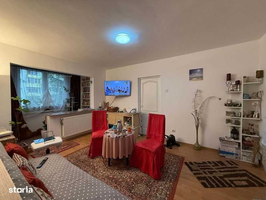 Apartament 2 camere etaj 1 Astra renovat — fotografia 1