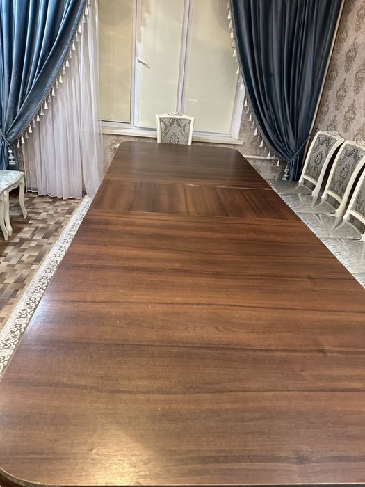 стол мебель для гостиной