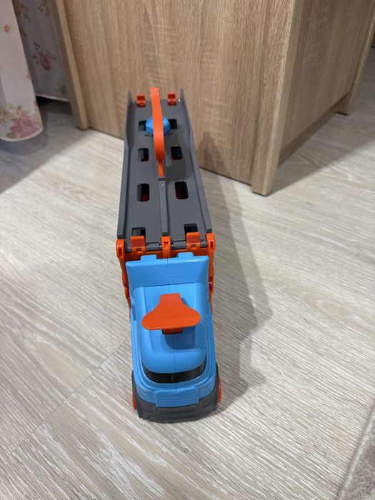 Високоскоростен транспортьор