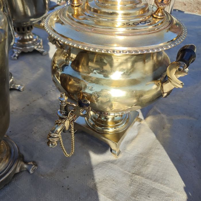 Магнитофон самовар инвентарь для работы