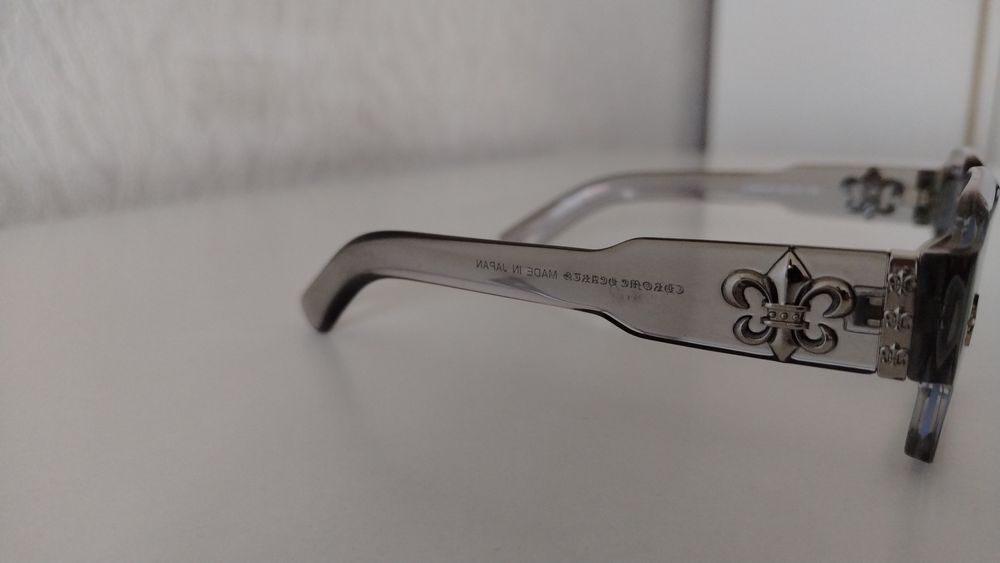 Oчки chrome hearts