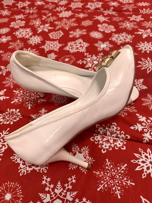 Дамски обувки