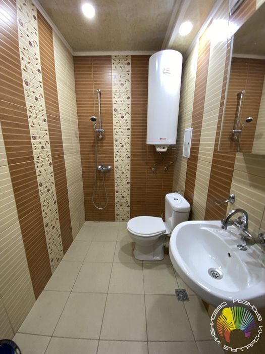 Дава се под наем Тристаен апартамент в Бургас, Център - 75 кв.м за 408 € - Снимка #7