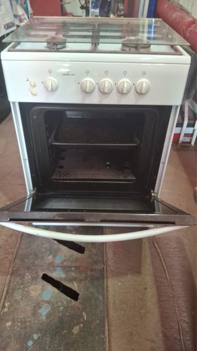 Продам газ плиту