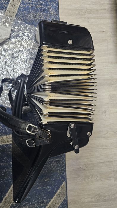 Hohner Favorit 4P 96 баса