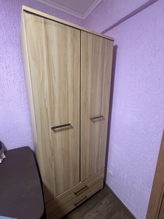 Продам плательный шкаф