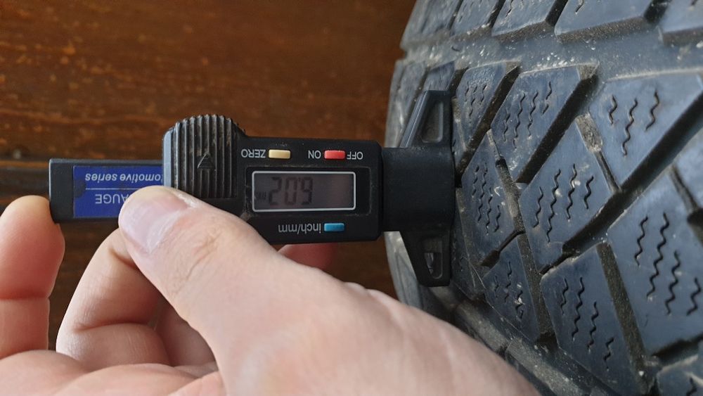 Гума 185 65 15 дънлоп