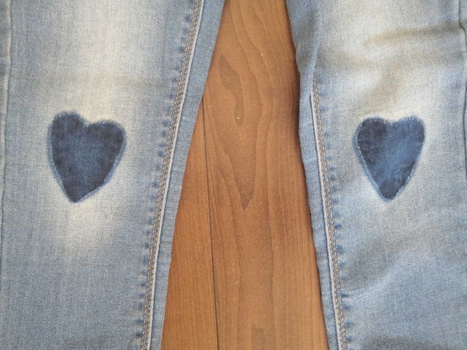 Детски нови дънки в размер 128/134