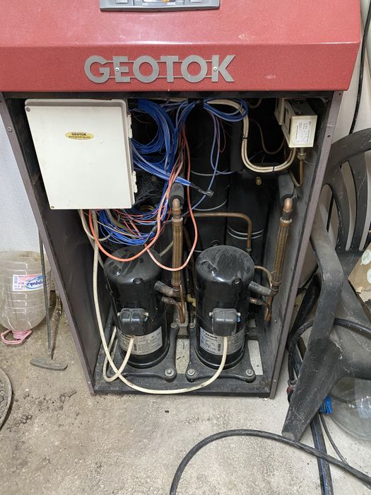 Термопомпа Geotok 32 кв Daikin вода -вода