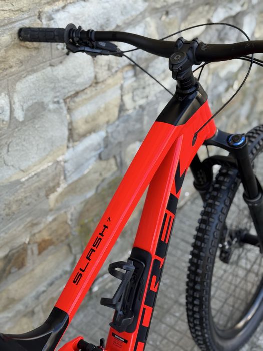 Планински велосипед с пълно окачване TREK SLASH 7  ( XL размер)