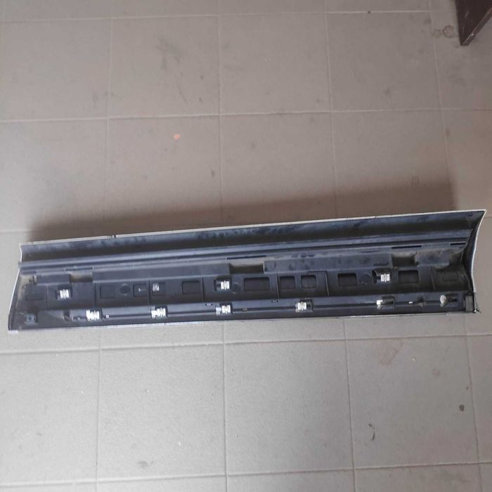 Предна лява лайсна врата ФолксТуарег, VW Touareg R Line  7P6853959A