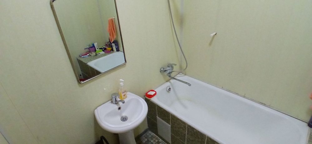 Дурмонда Хамма шароитларга ега булган Ховли Сотилади.