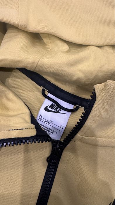 Детски Nike Tech fleece суичър