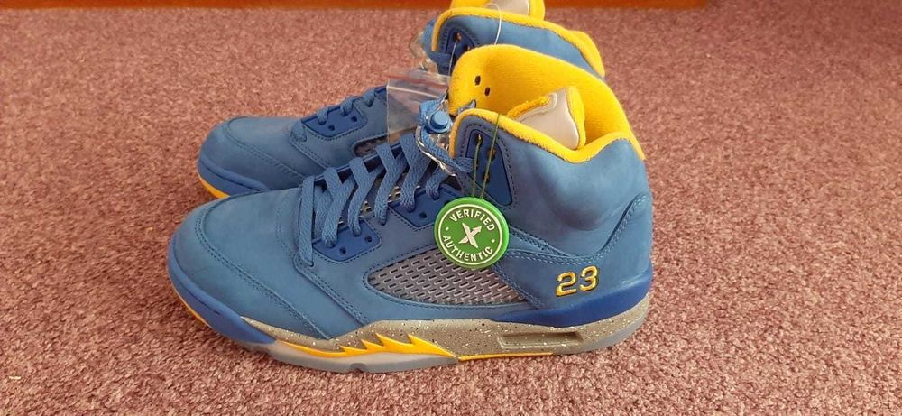 Jordan 5 Retro JSP
Laney Varsity Royal