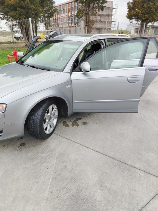 Masina audi a4 b7