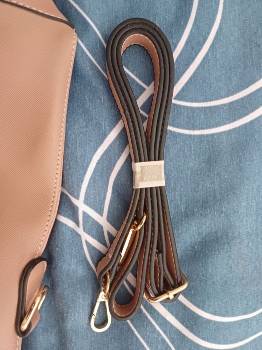 Дамска кожена чанта