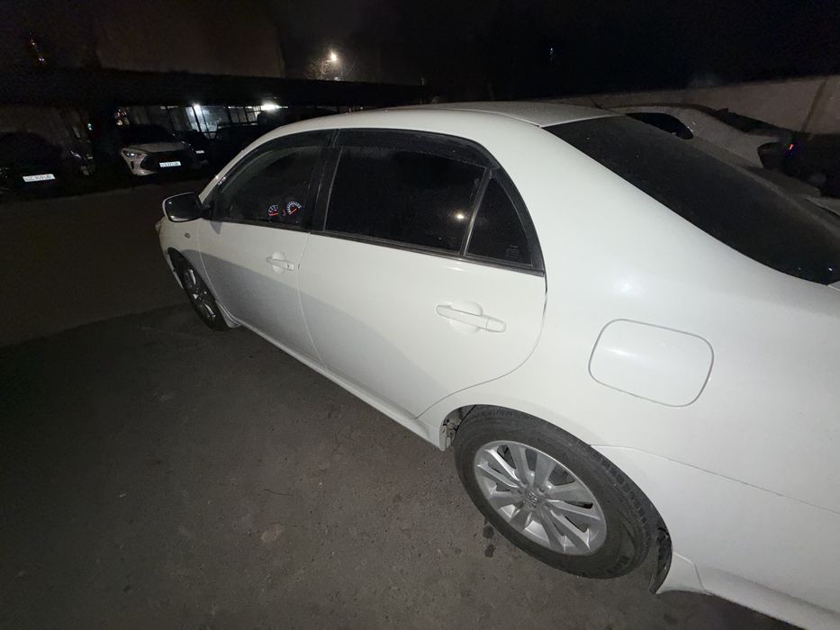 Tayota carolla 2008 (идеал)