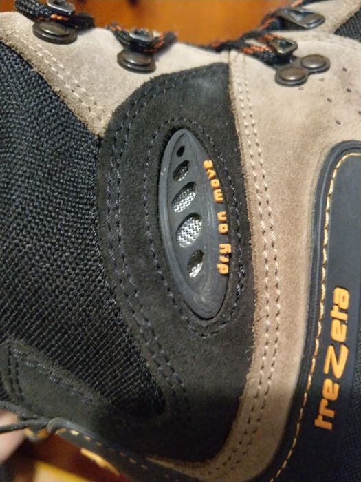 Trezeta 43,5нм. 28,0см.