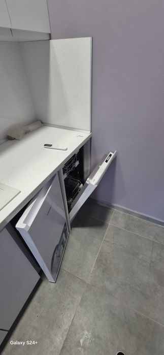 Дава се под наем помещение