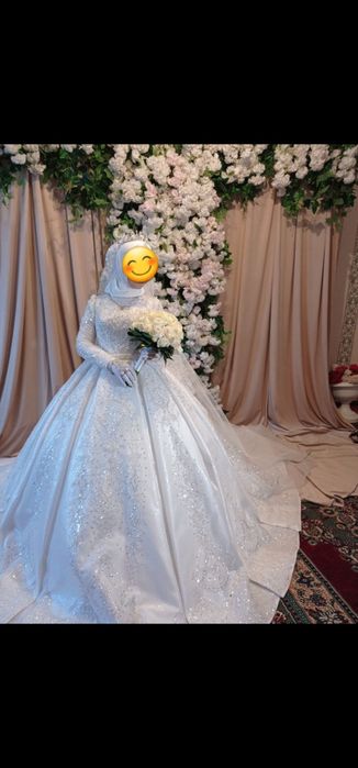 Kelin ko'ylak sotiladi