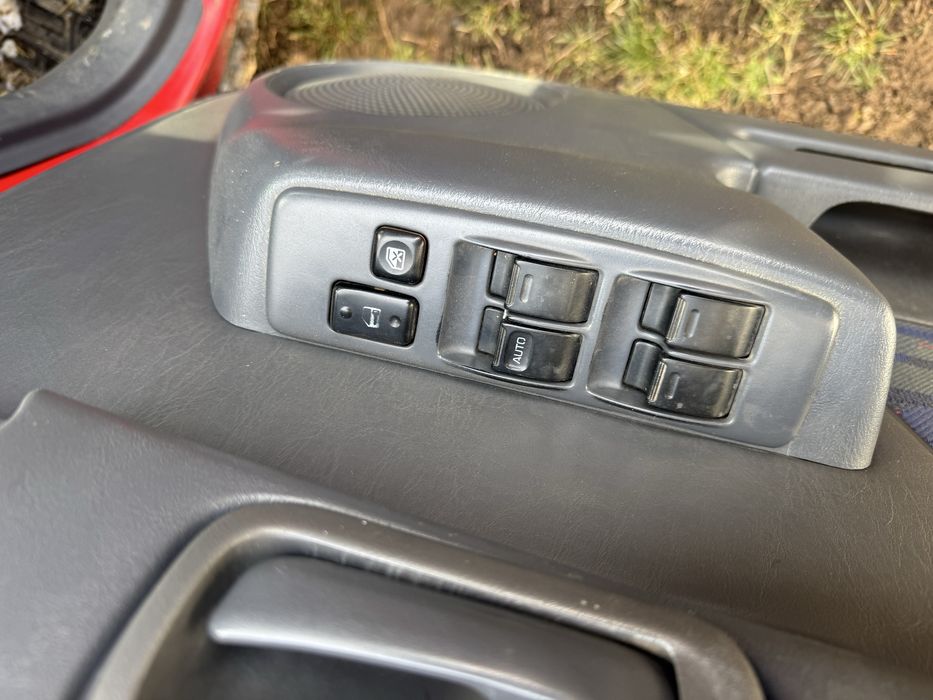 Toyota rav 4 НА ЧАСТИ !