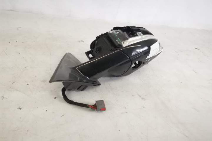 Оригинално дясно огледало в добро състояние с отопление, LED, сензор з