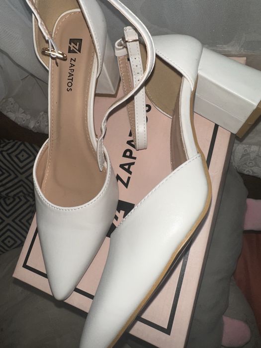 Pantofi de mireasa (Zapatos)