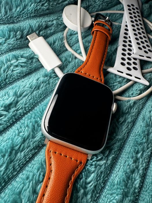 Apple Watch SE NiKe 44mm silver