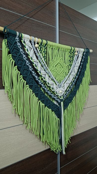 Большое макраме панно