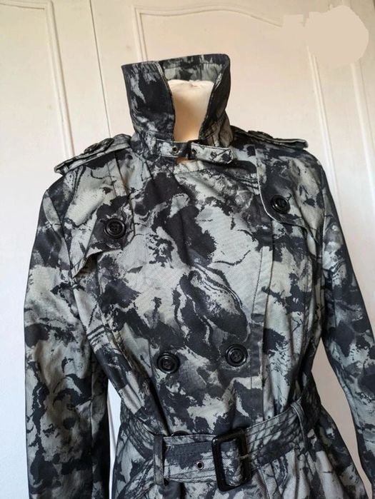 Преходно яке / тренчкот