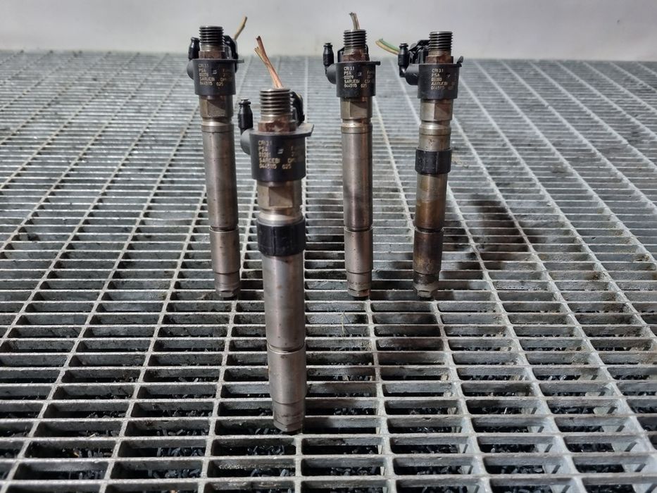 Injector Citroen C - Crosser 2.2 D 2007 - 2012 156CP 4HN (1546) Diesel Injectie Bosch 0445115025 Garantie