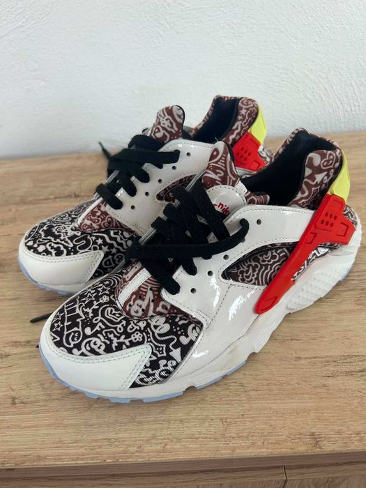 Nike Huarache стил маратонки – №38.5 (отговарят на 36/37) – отлично състояние