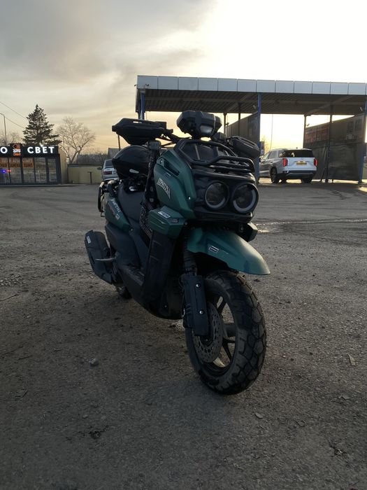 Продам скутер танк 150