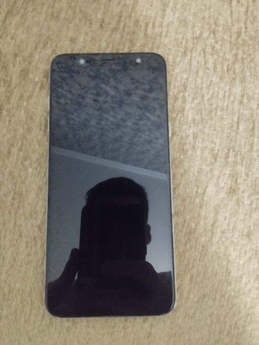 Продаю Samsung galaxy A6 Plus