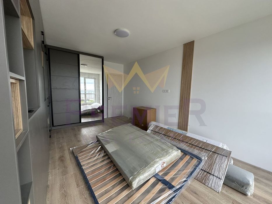 Продава се Двустаен апартамент в Варна, Изгрев - 100 кв.м за 2065 €/кв.м - Снимка #5