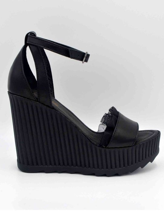 Дамски сандали на платформа