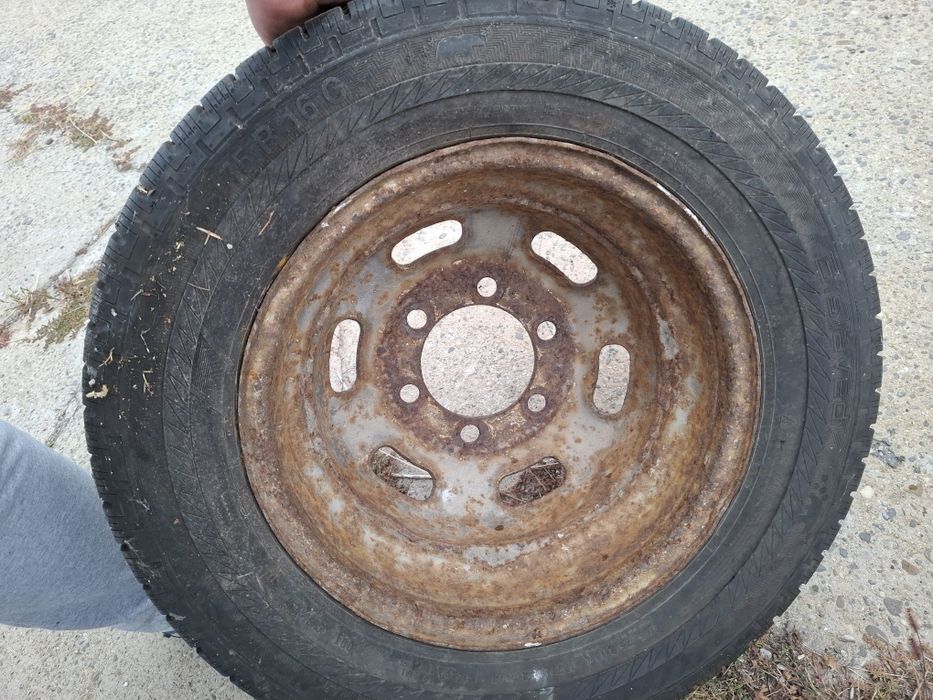 Vand roata de rezerva pentru FORD Transit,distanta intre prezoane 6/160 milimetri,dimensiuni roata 195/175 R16
